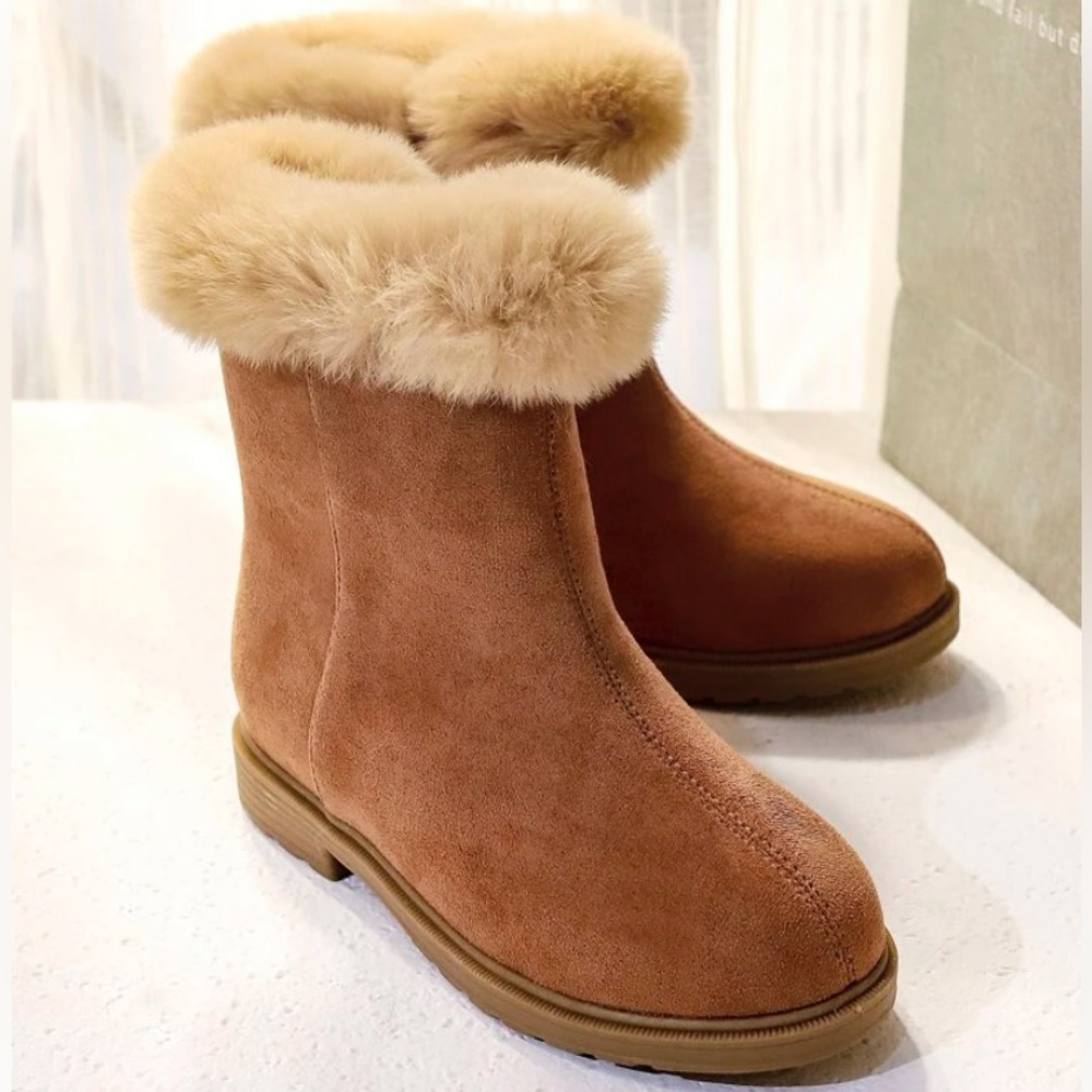 Girls SHEIN brown faux fur trimmed suede boots. Sz 3 (EU34). Gently worn once.